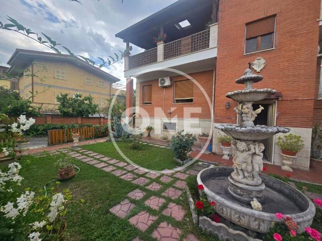 Appartamento in vendita a Guidonia Montecelio RM