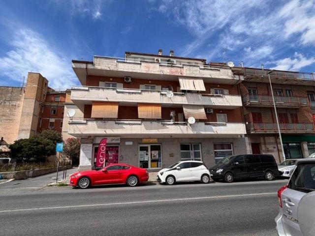 Appartamento in vendita a Guidonia Montecelio RM