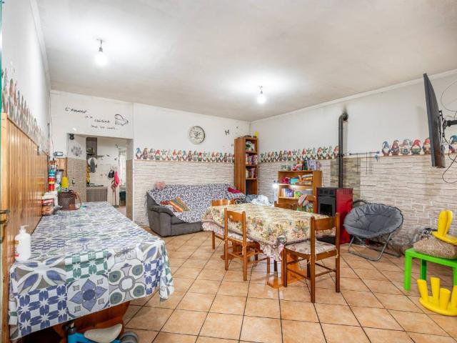 Appartamento in vendita a Guidonia Montecelio RM