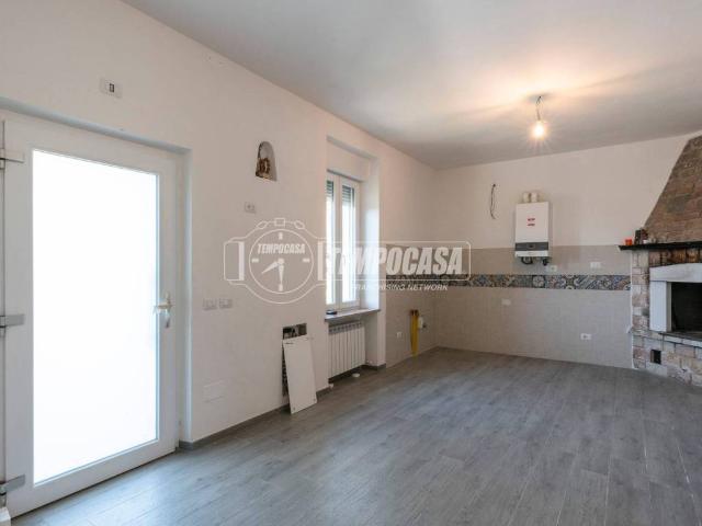 Casa indipendente in vendita a Gagliole MC