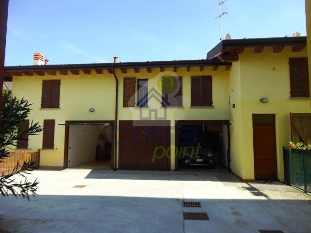 Appartamento in vendita a Gadesco Pieve Delmona CR