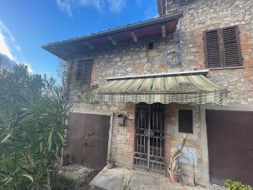 Appartamento in vendita a Gaiole In Chianti