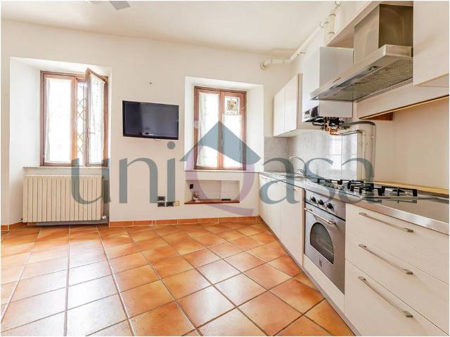 Appartamento in vendita a Galbiate LC