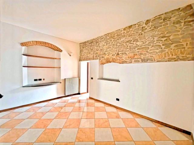 Appartamento in vendita a Galeata