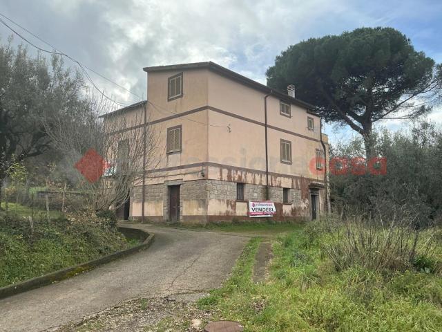 Appartamento in vendita a Galluccio