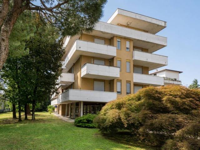 Appartamento in vendita a Gallarate VA