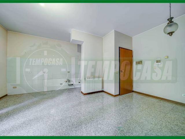 Appartamento in vendita a Gallarate VA