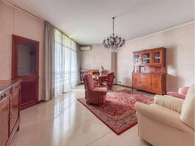 Appartamento in vendita a Gallarate VA