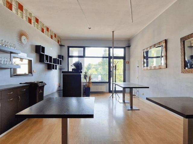 Appartamento in vendita a Gallarate VA