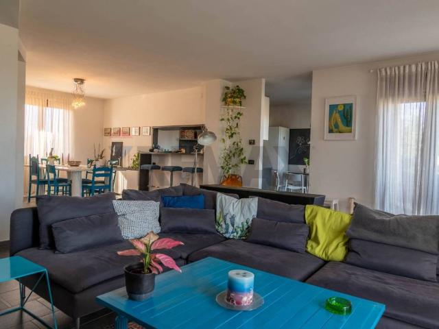Appartamento in vendita a Gallarate VA