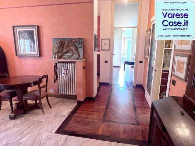 Appartamento in vendita a Gallarate VA