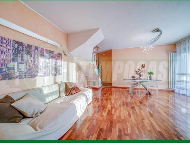 Appartamento in vendita a Gallarate VA