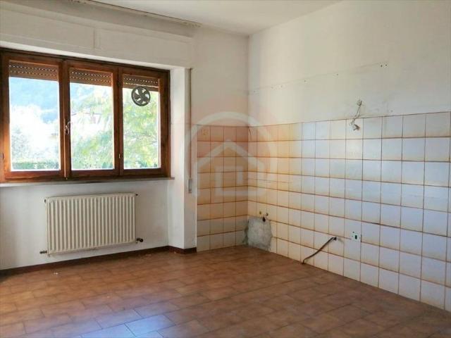 Appartamento in vendita a Gallicano LU
