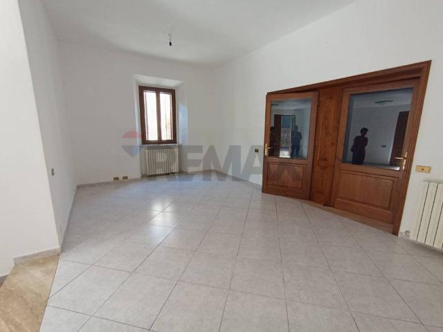 Appartamento in vendita a Gallicano LU
