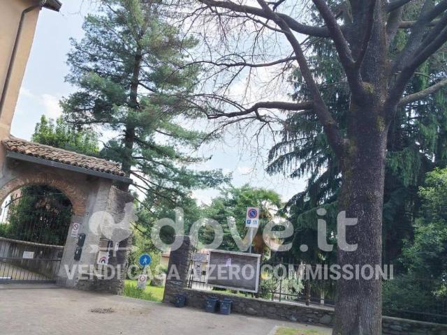 Appartamento in vendita a Galliate Lombardo VA