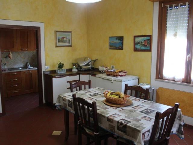 Appartamento in vendita a Gambassi Terme FI