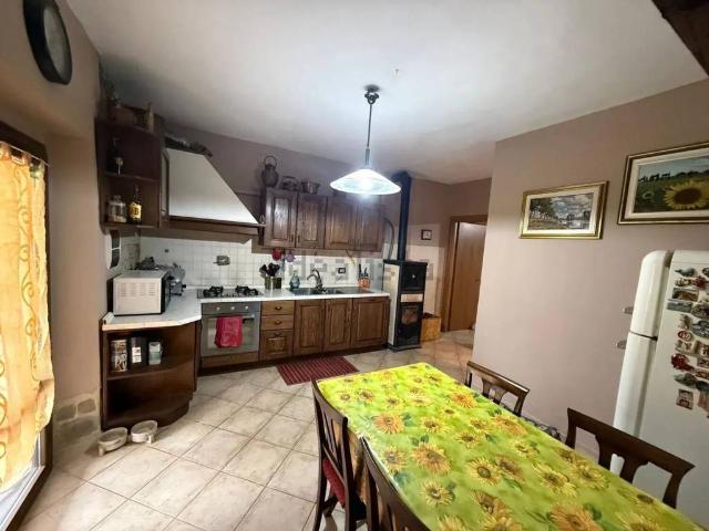 Appartamento in vendita a Gambassi Terme FI