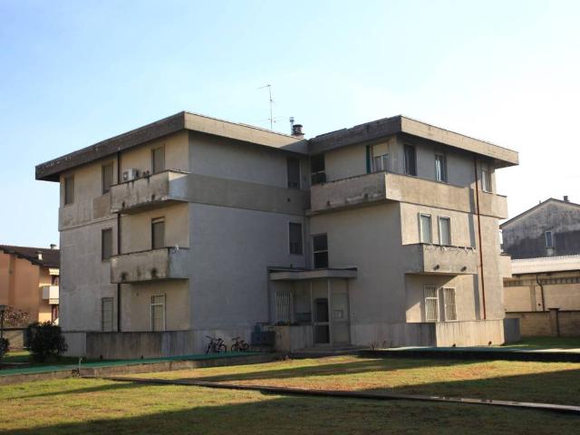 Appartamento in vendita a Gambolò PV