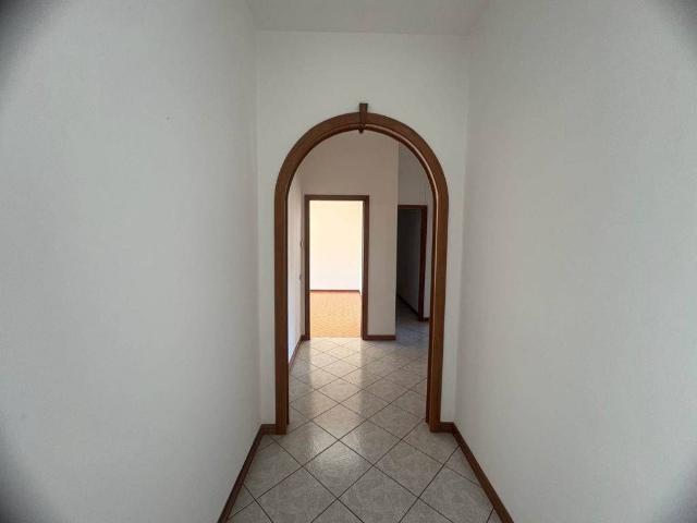 Appartamento in vendita a Gambolò PV