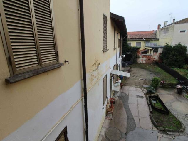 Appartamento in vendita a Gambolò PV