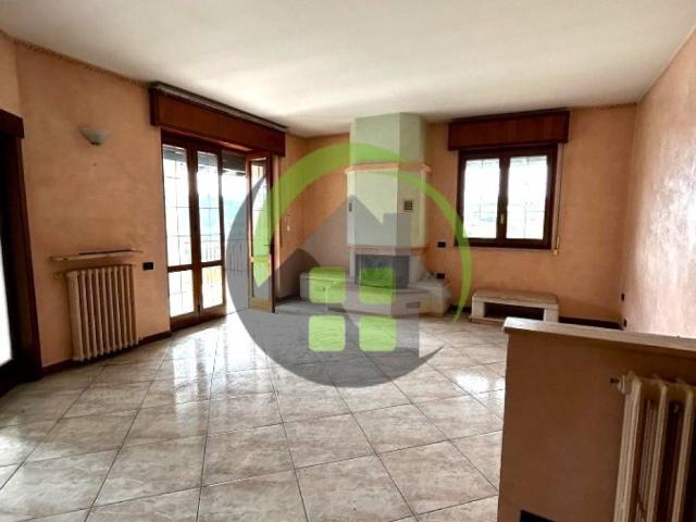 Appartamento in vendita a Gandino BG