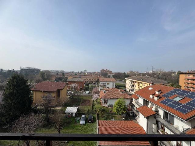 Appartamento in vendita a Garbagnate Milanese MI