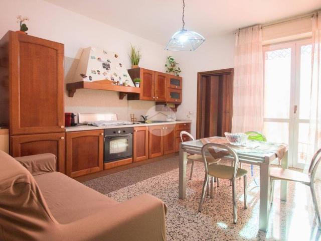 Appartamento in vendita a Garbagnate Milanese MI