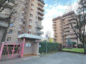 Appartamento in vendita a Garbagnate Milanese MI