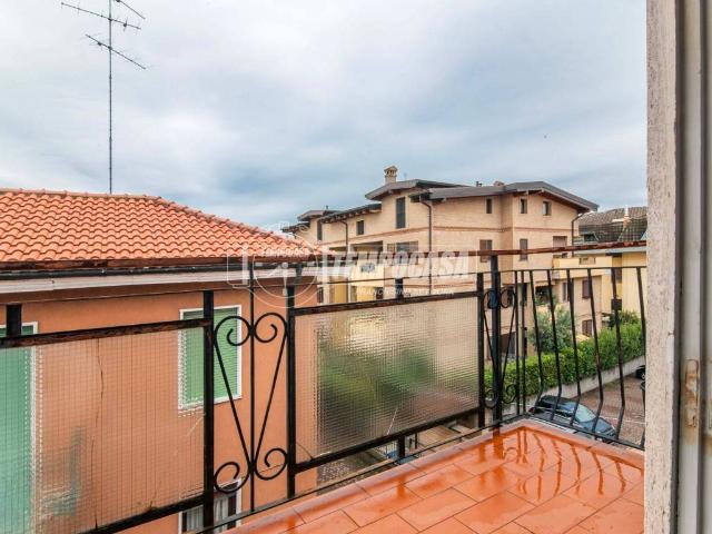 Appartamento in vendita a Garbagnate Milanese MI