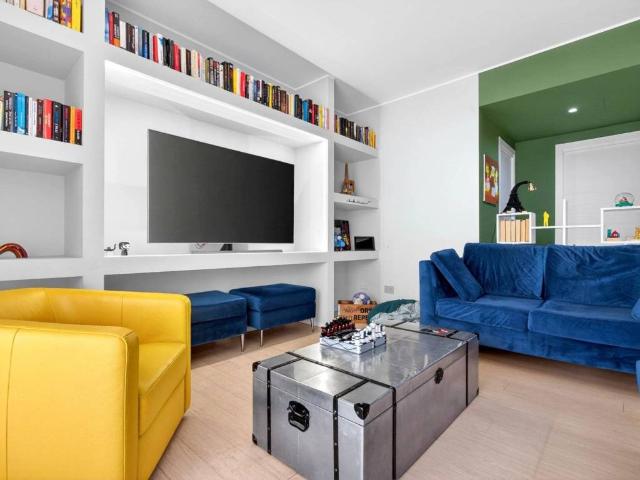 Appartamento in vendita a Garbagnate Milanese MI