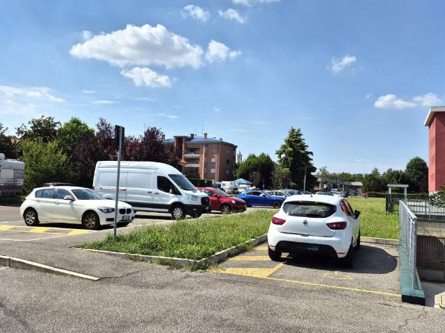 Appartamento in vendita a Garbagnate Milanese MI
