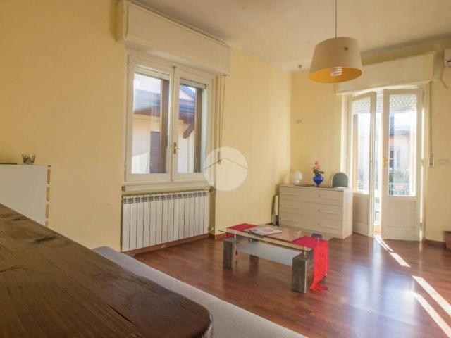 Appartamento in vendita a Garbagnate Milanese MI