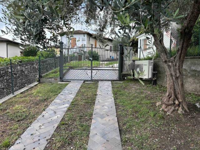 Appartamento in vendita a Gardone Riviera BS