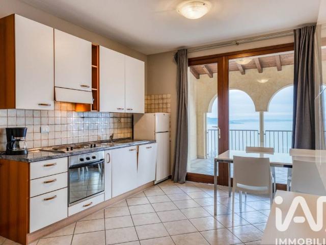 Appartamento in vendita a Gardone Riviera BS