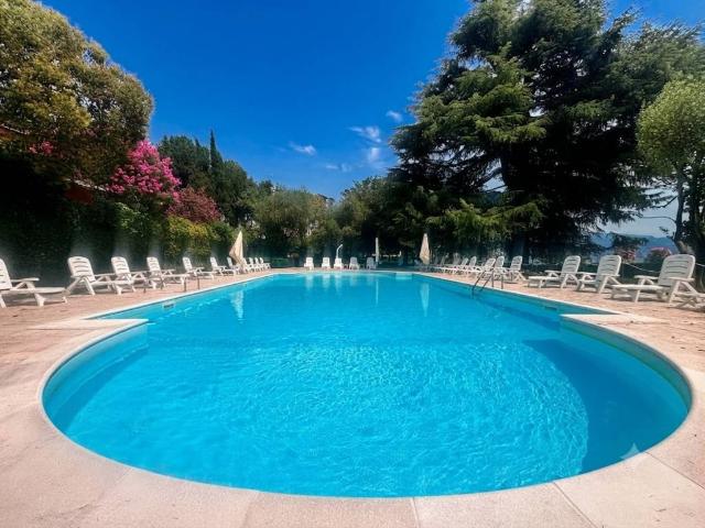 Appartamento in vendita a Gardone Riviera BS