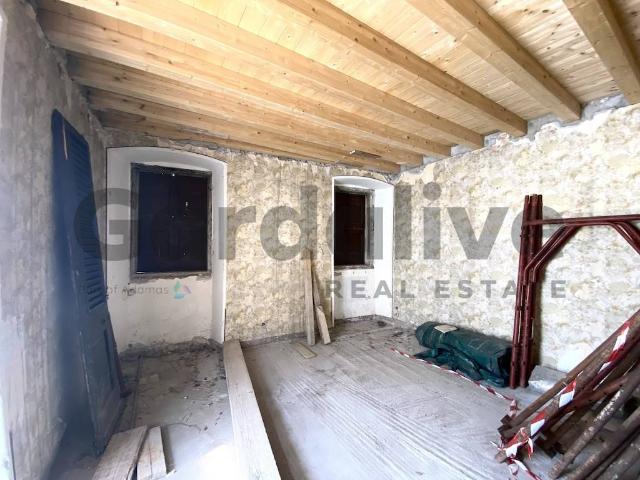 Casa indipendente in vendita a Gargnano BS