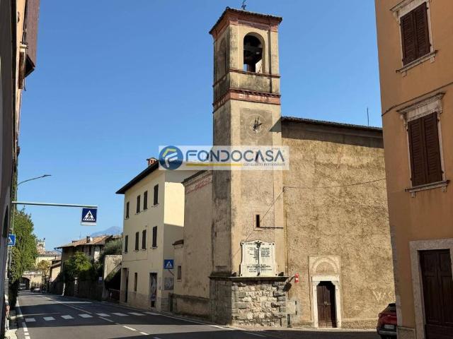 Appartamento in vendita a Gargnano BS