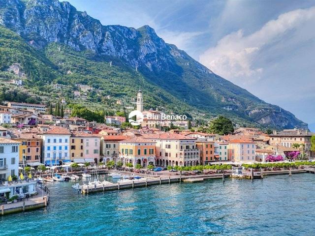 Appartamento in vendita a Gargnano BS