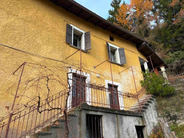 Appartamento in vendita a Gargnano BS