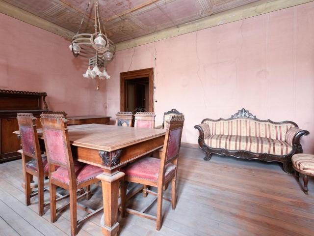 Appartamento in vendita a Gargnano