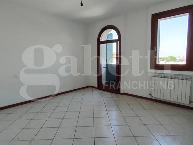 Appartamento in vendita a Gavello