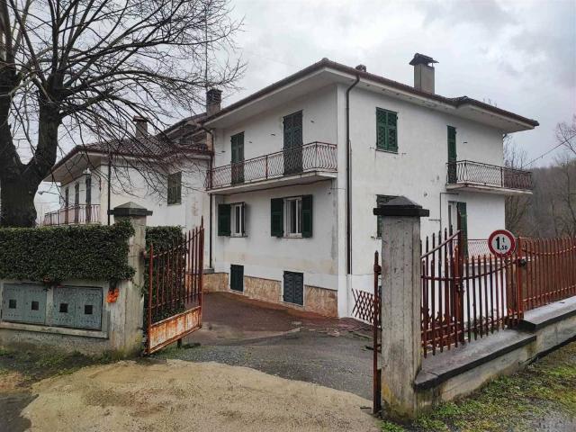 Appartamento in vendita a Gavi AL