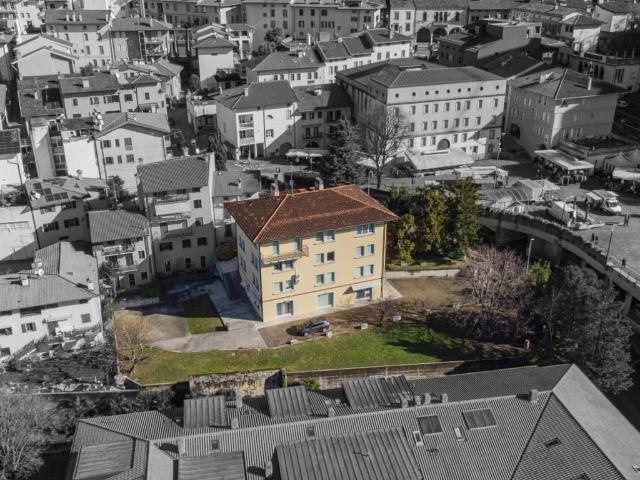 Appartamento in vendita a Gemona del Friuli UD
