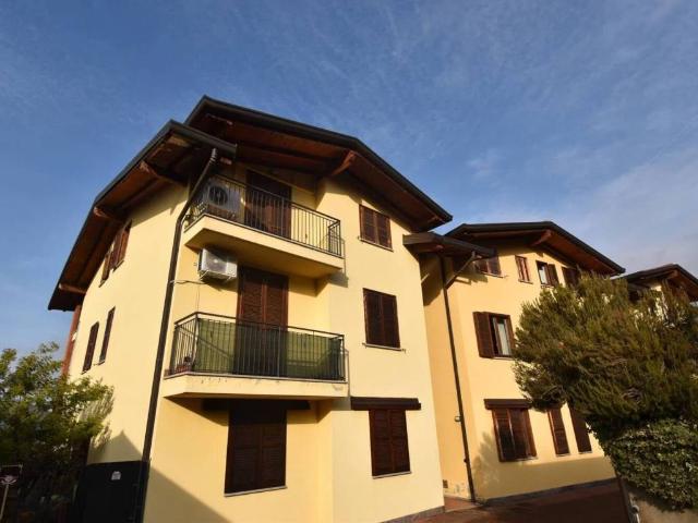 Appartamento in vendita a Gemonio VA