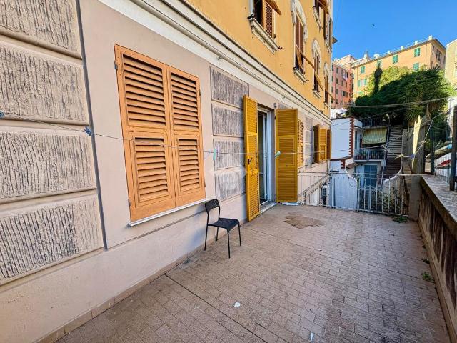 Appartamento in vendita a Genova