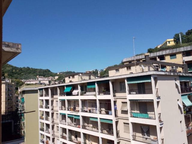 Appartamento in vendita a Genova