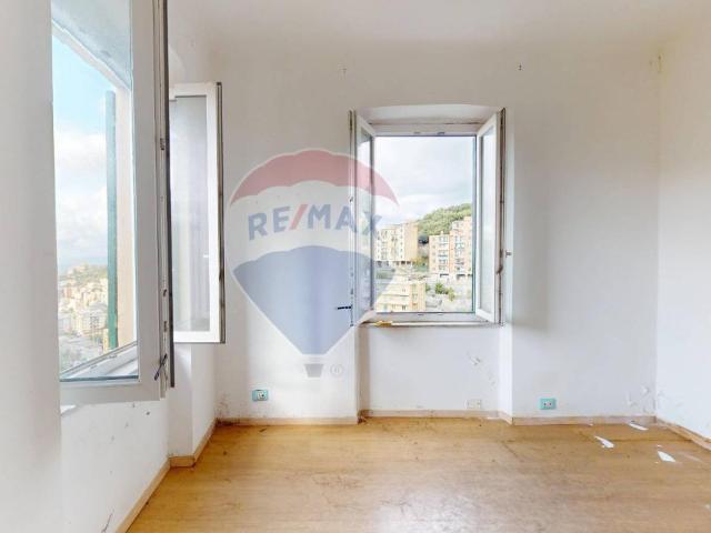 Appartamento in vendita a Genova