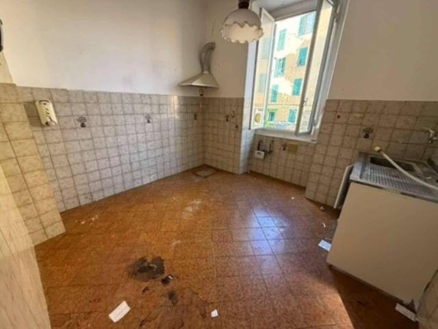 Appartamento in vendita a Genova