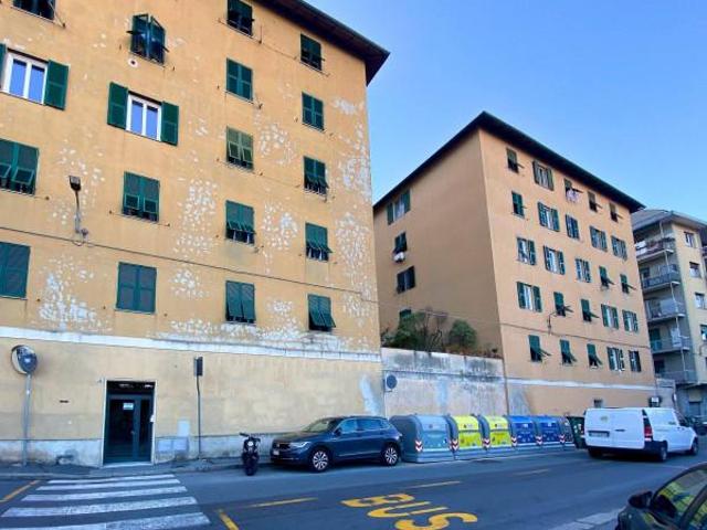 Appartamento in vendita a Genova