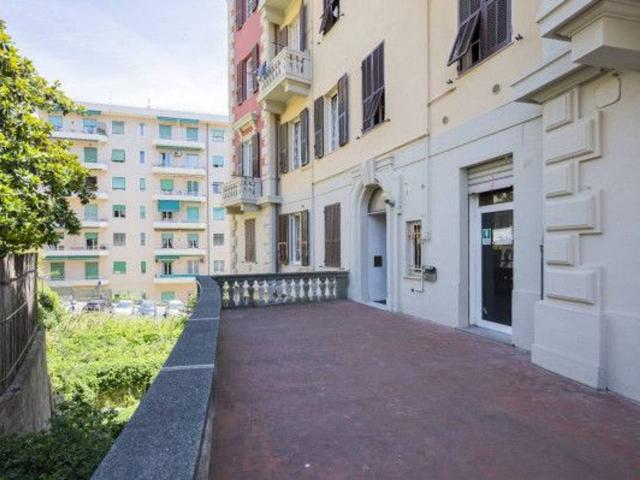 Appartamento in vendita a Genova